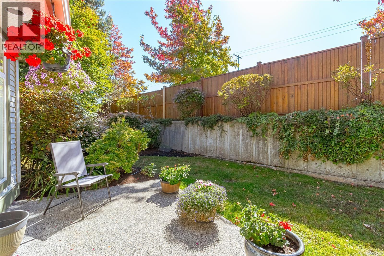 3 340 Young St, Parksville