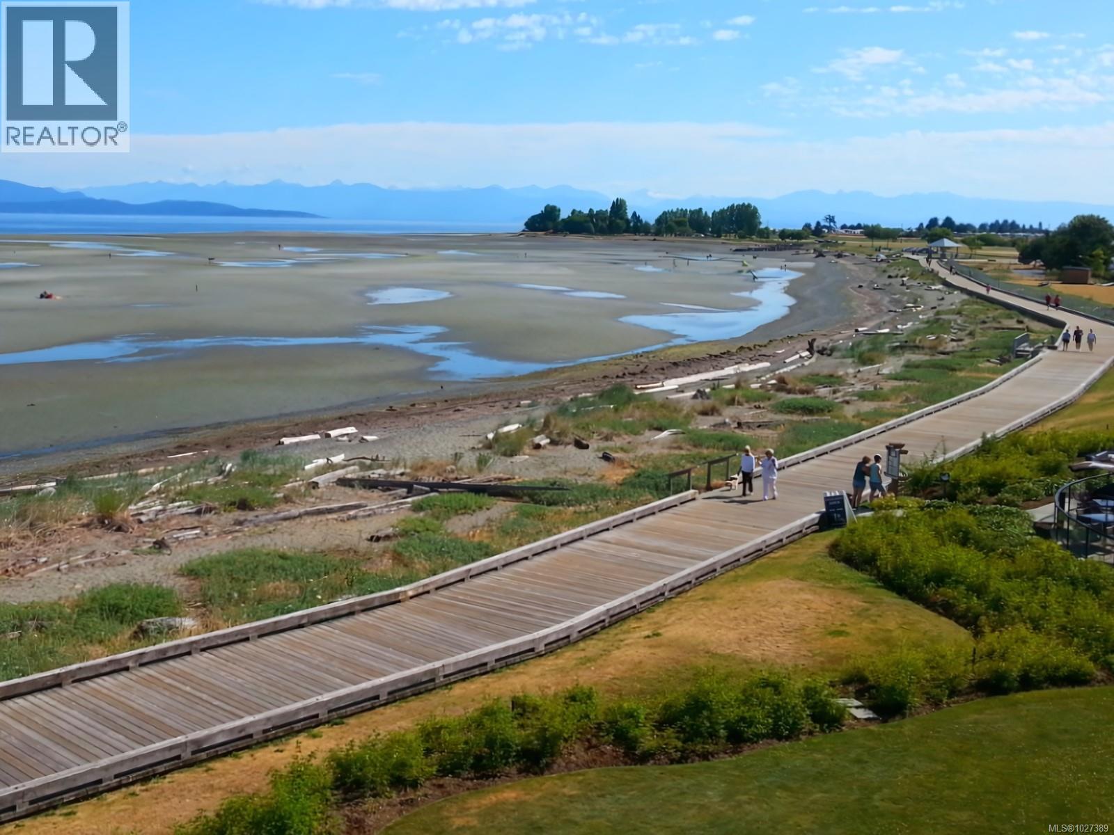 3 340 Young St, Parksville