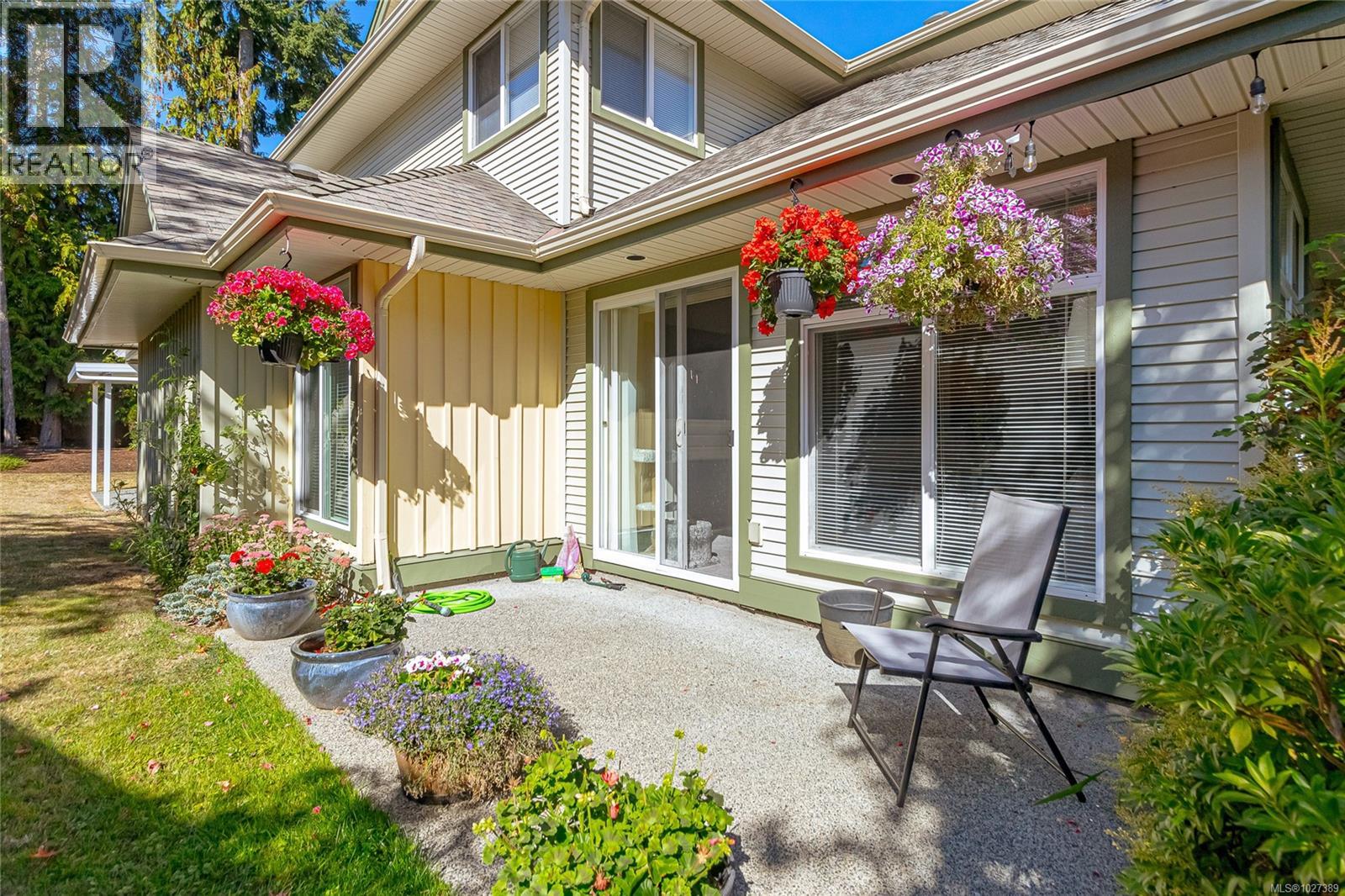 3 340 Young St, Parksville