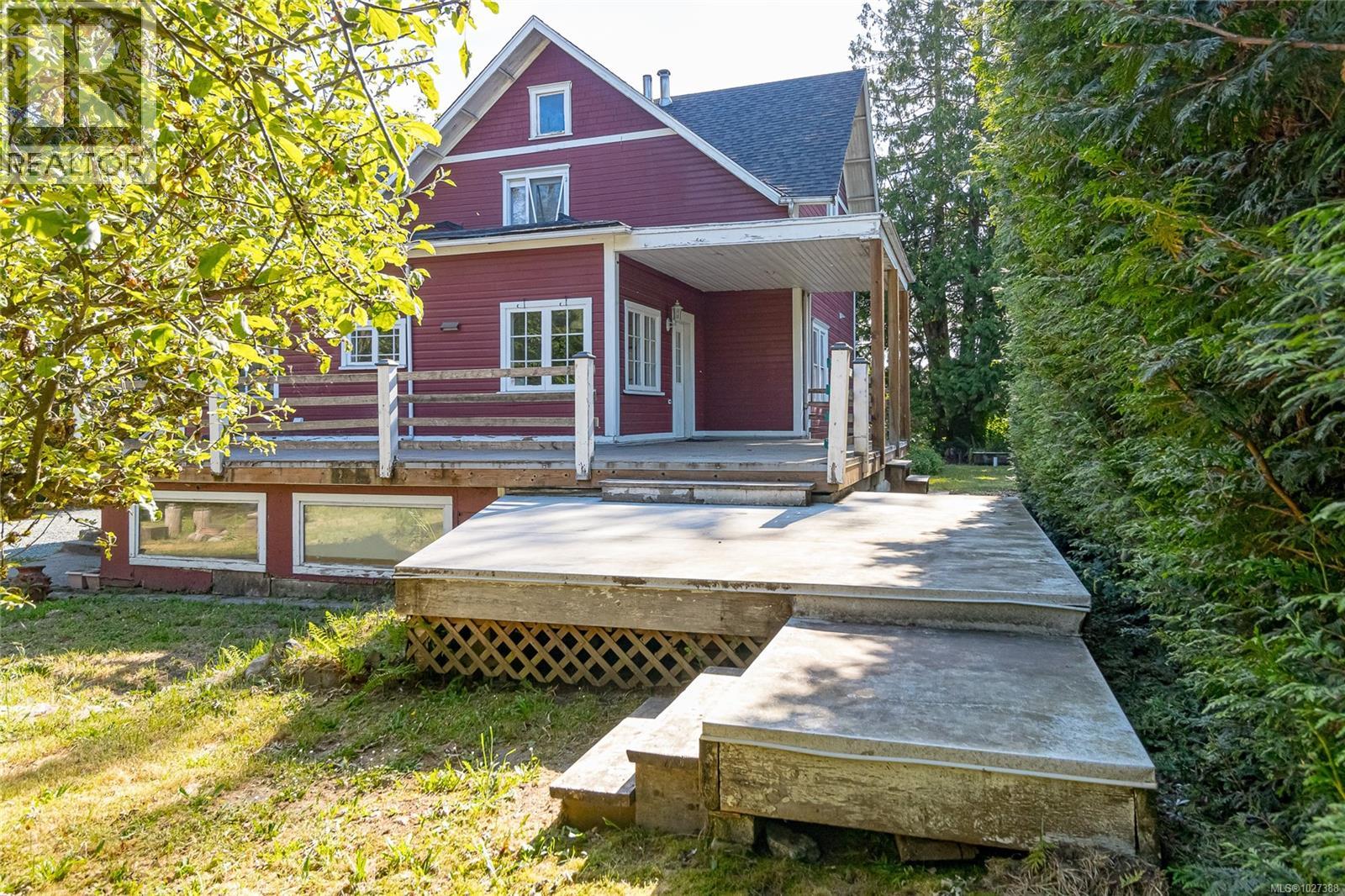 1421 Cranberry Ave, Nanaimo