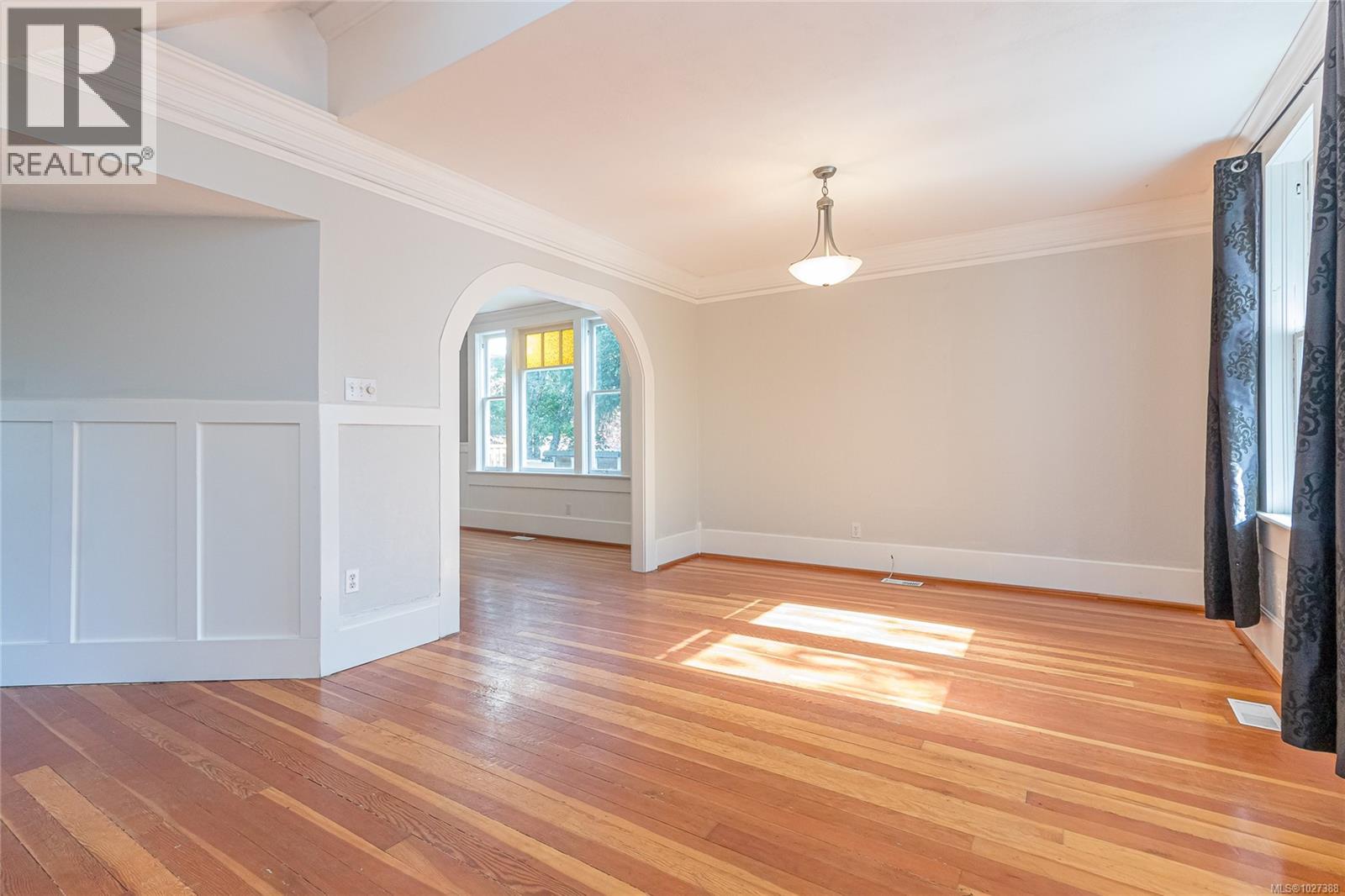 1421 Cranberry Ave, Nanaimo