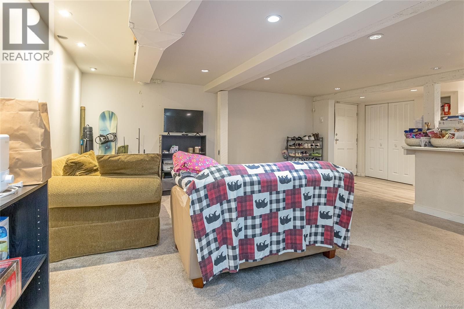 1421 Cranberry Ave, Nanaimo