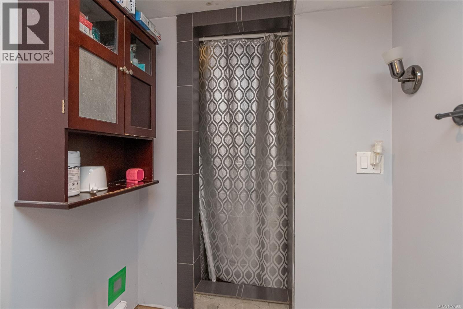 1421 Cranberry Ave, Nanaimo