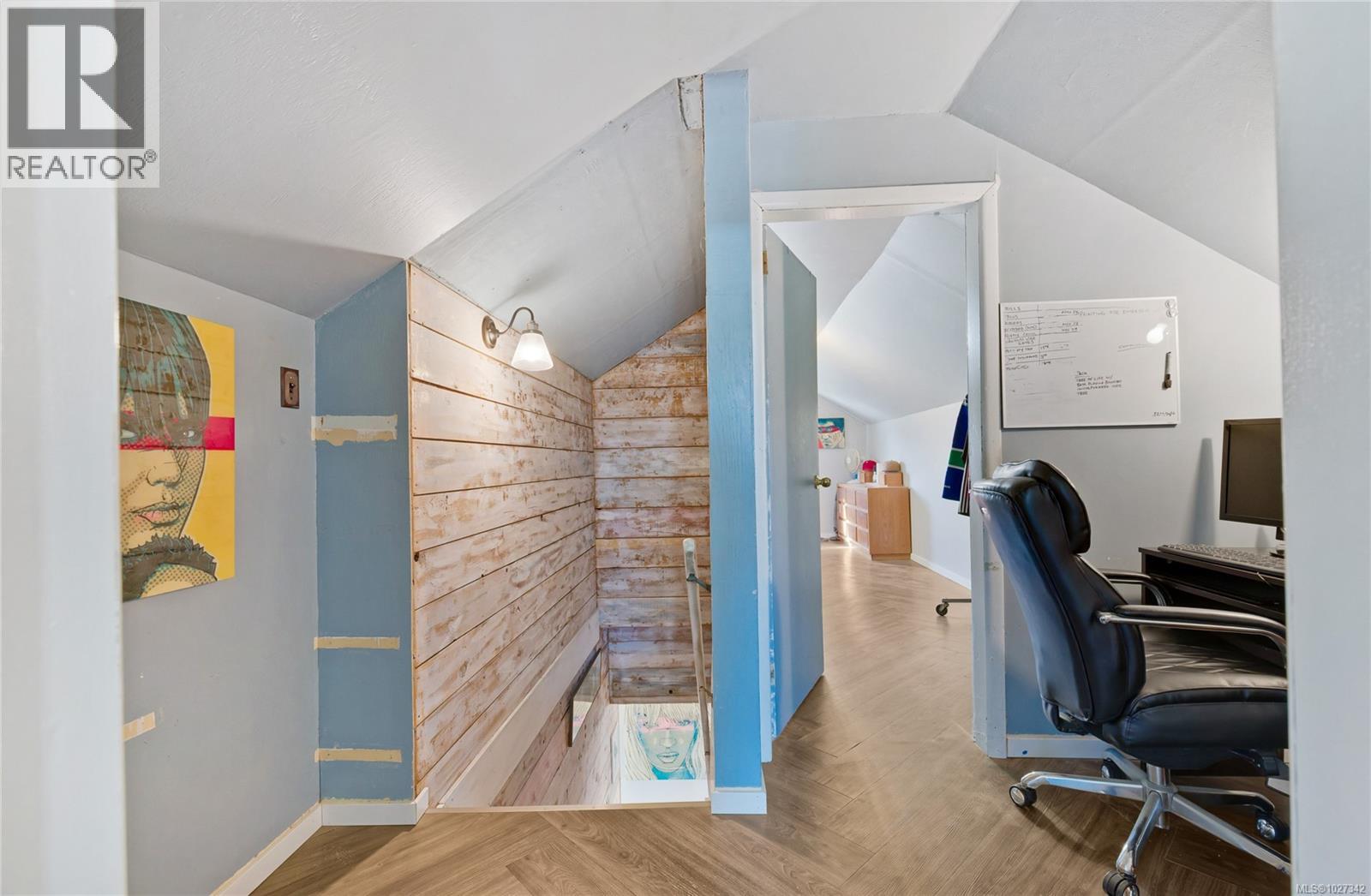 375 Howard Ave, Nanaimo