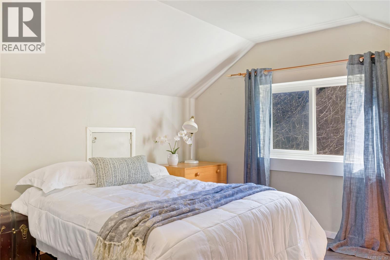 375 Howard Ave, Nanaimo