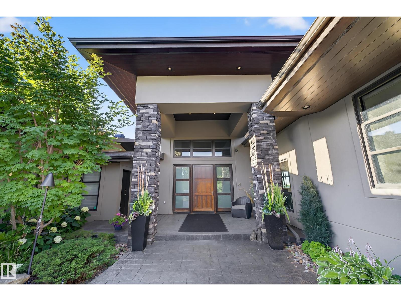 13758 VALLEYVIEW DR NW - 2