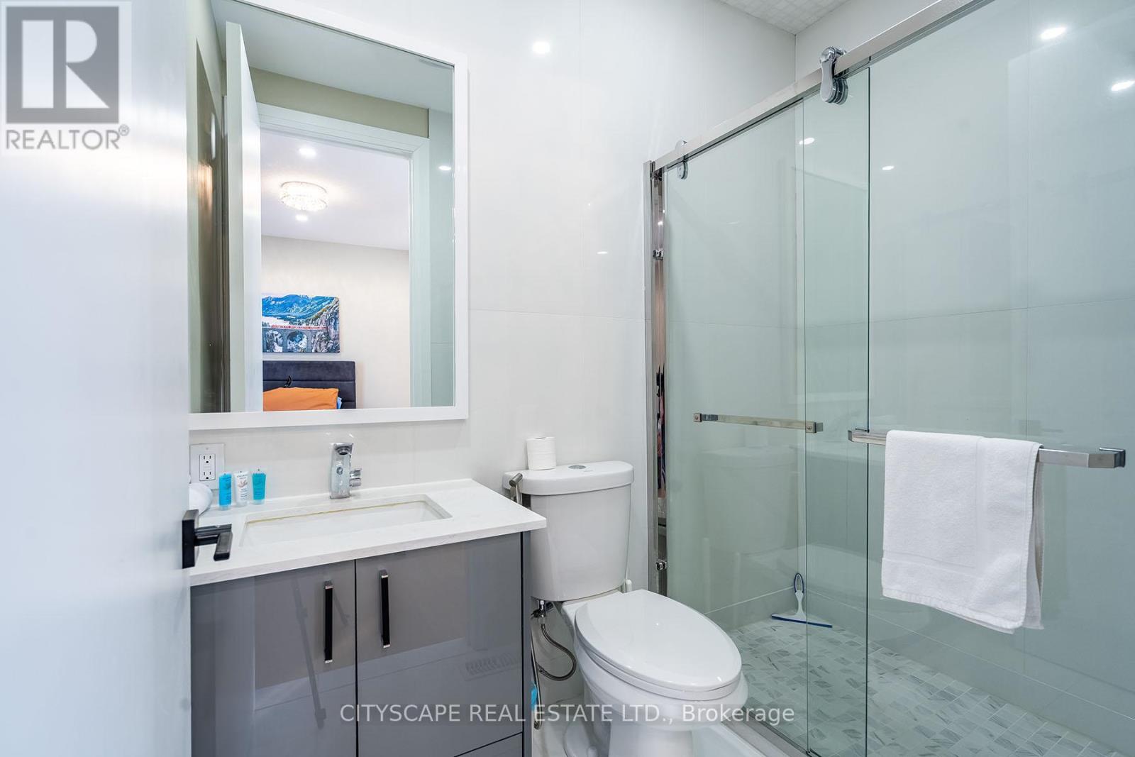 6 CAMPVIEW ROAD - 30