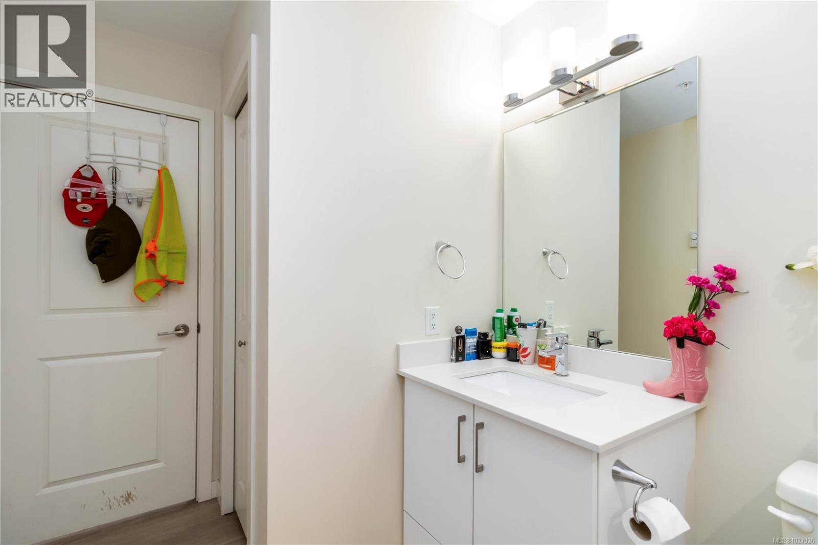 202 815 Orono Avenue, Langford