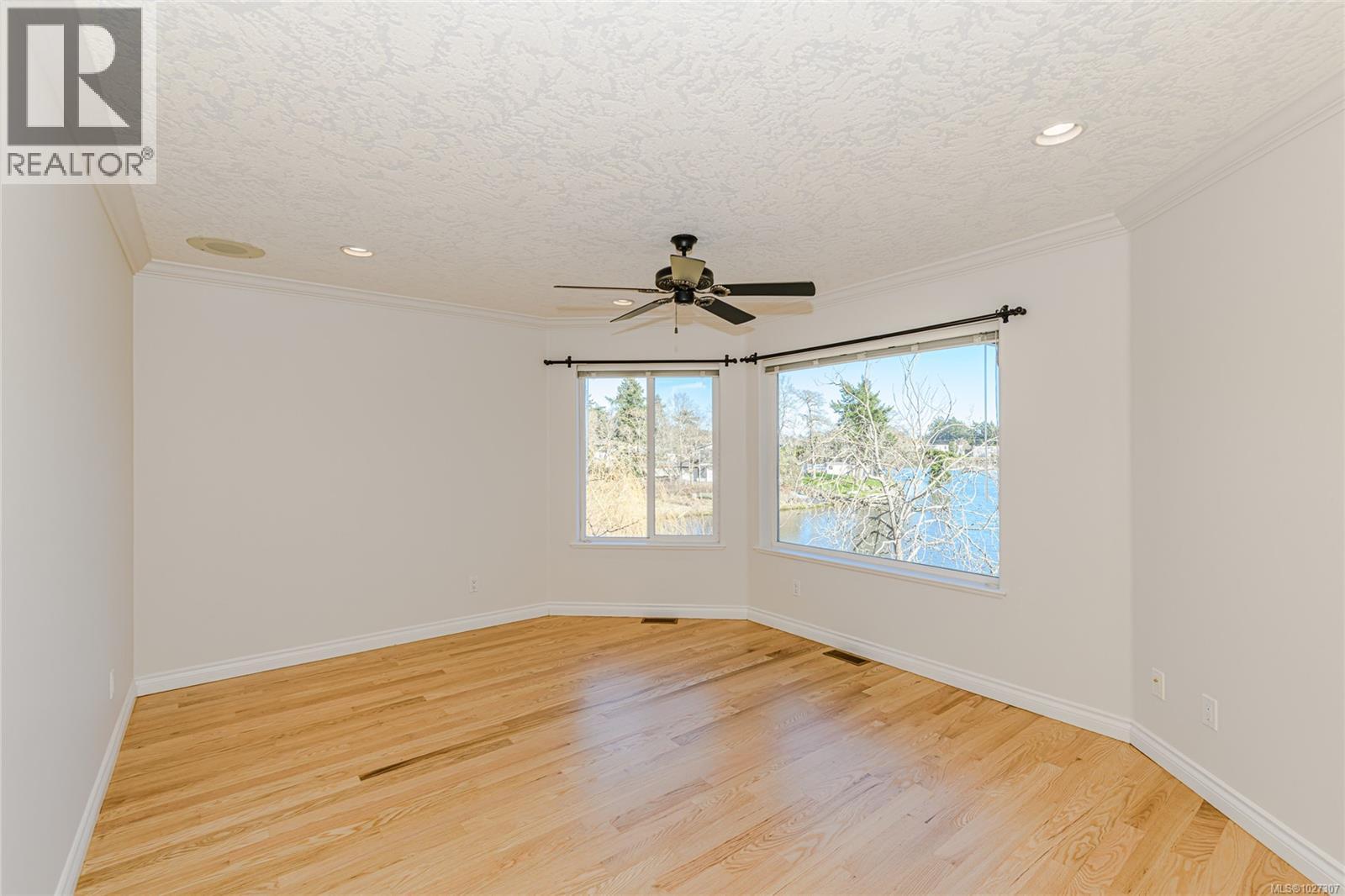  6 Werra Landing, View Royal