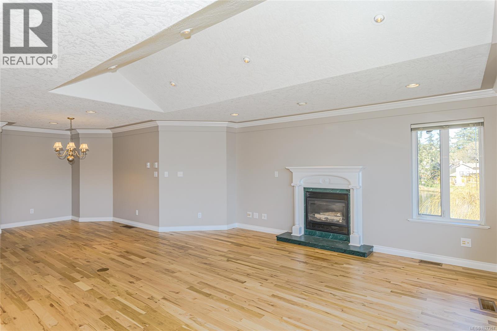  6 Werra Landing, View Royal