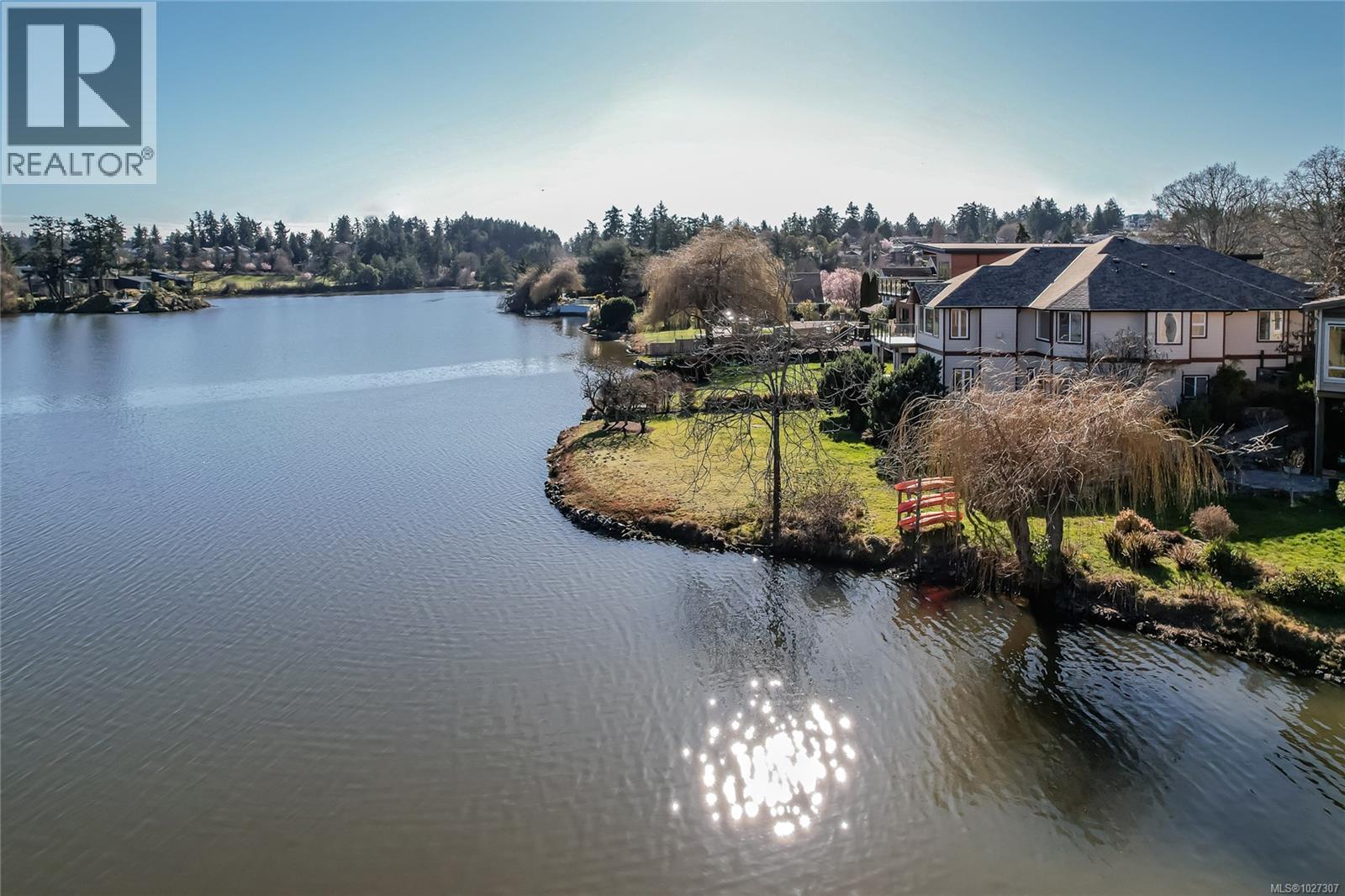  6 Werra Landing, View Royal