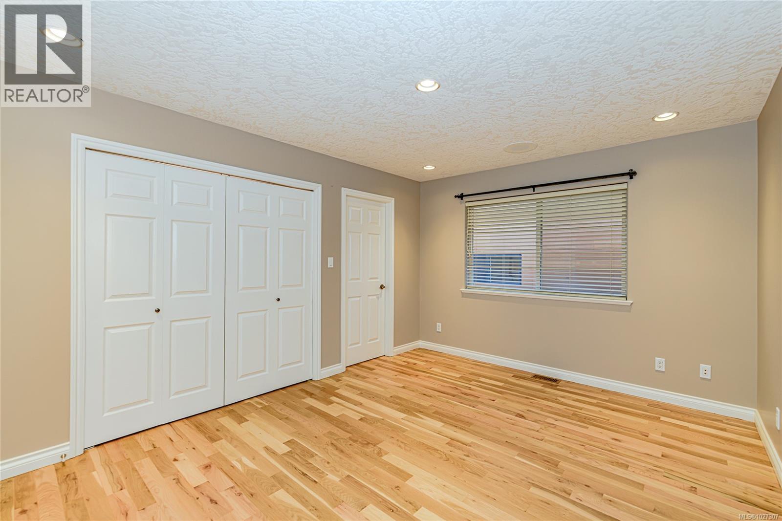  6 Werra Landing, View Royal