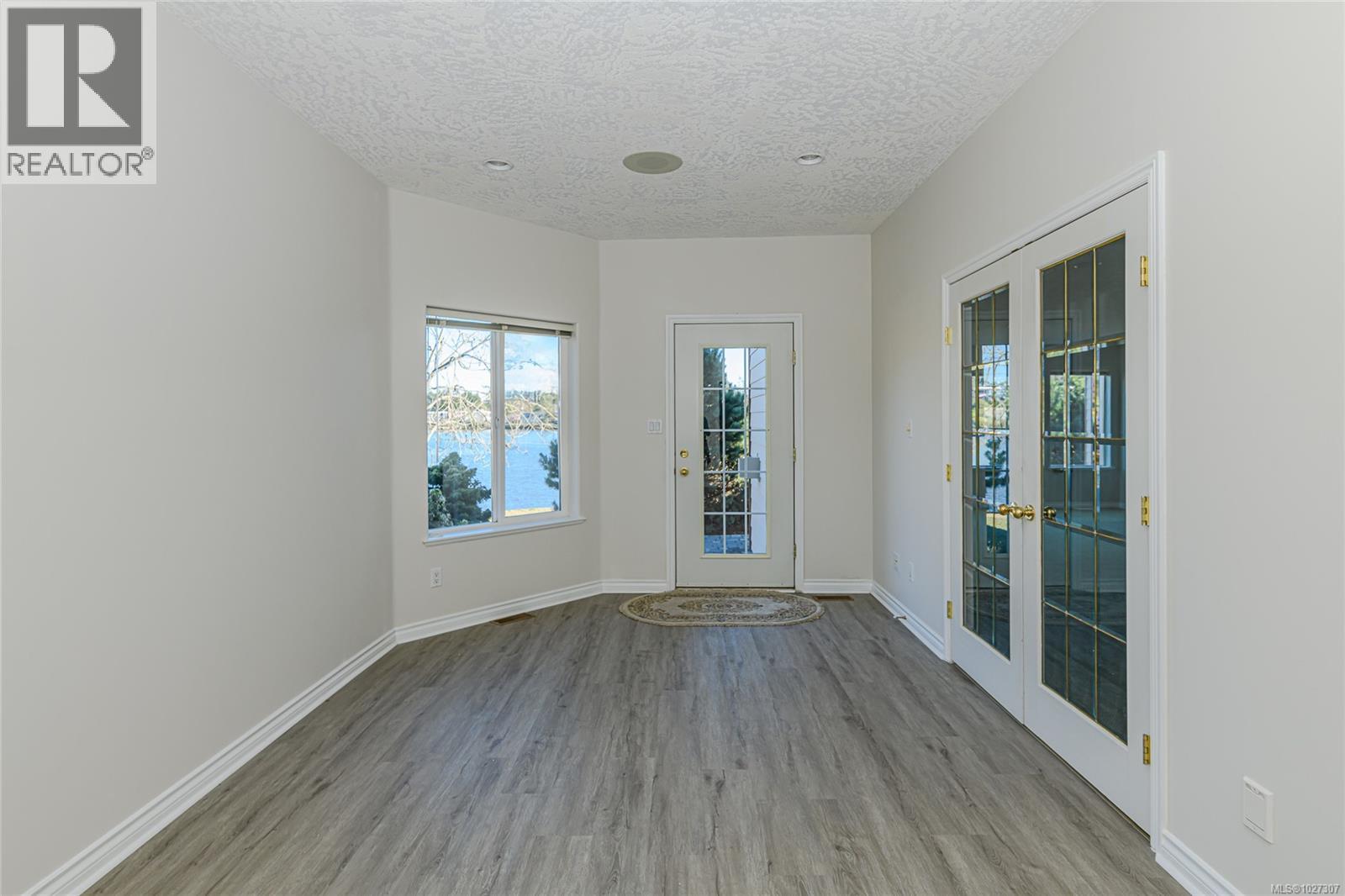  6 Werra Landing, View Royal