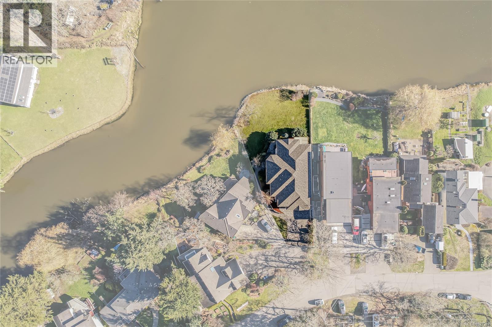  6 Werra Landing, View Royal