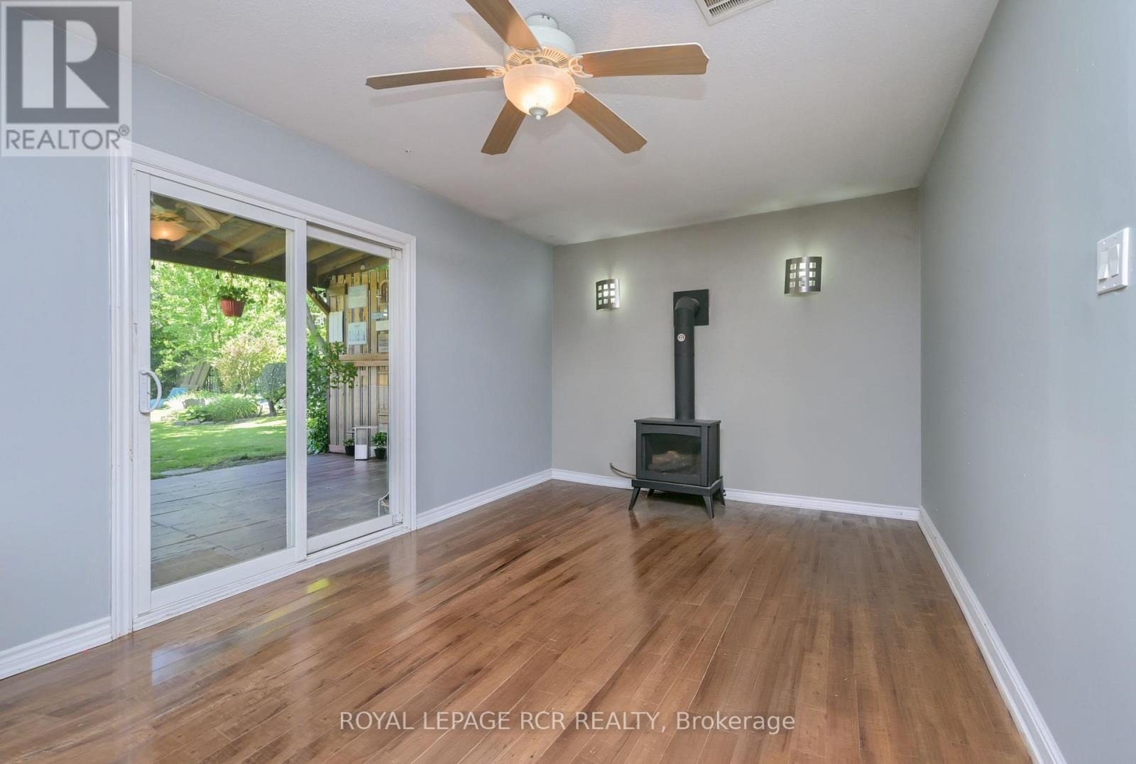 17 JAMIESON DRIVE - 8