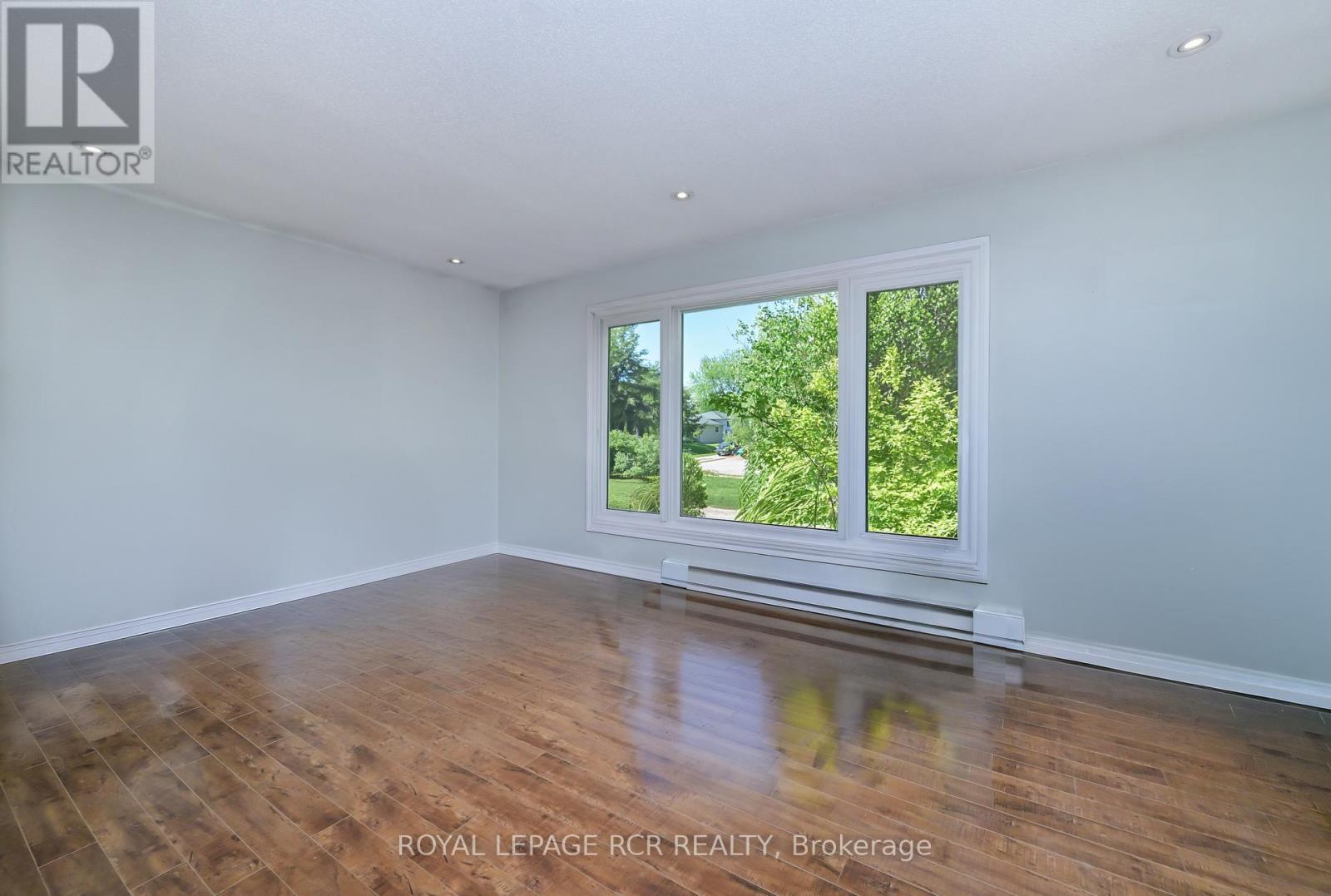 17 JAMIESON DRIVE - 6