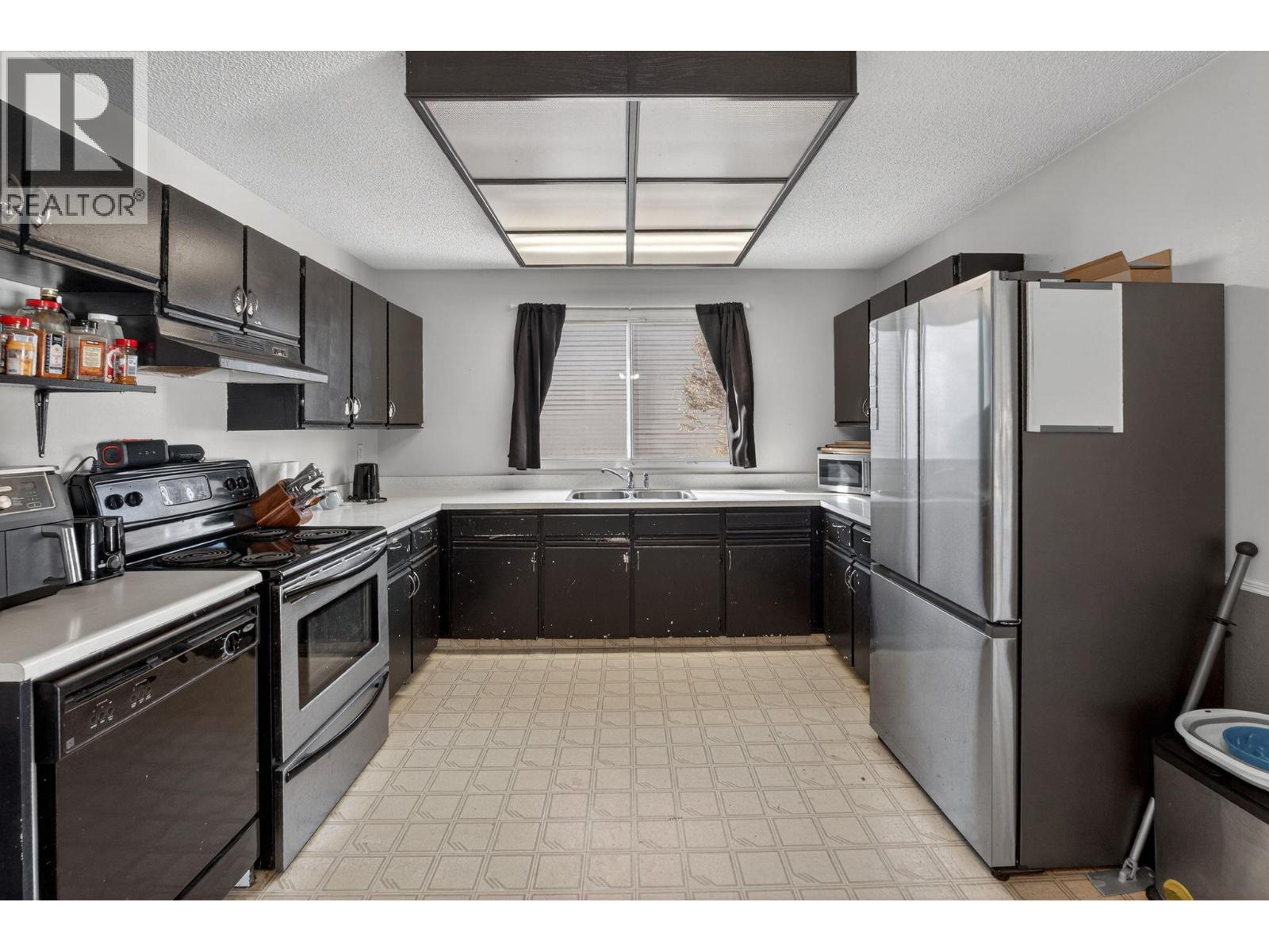  290 Pearson Road, Kelowna