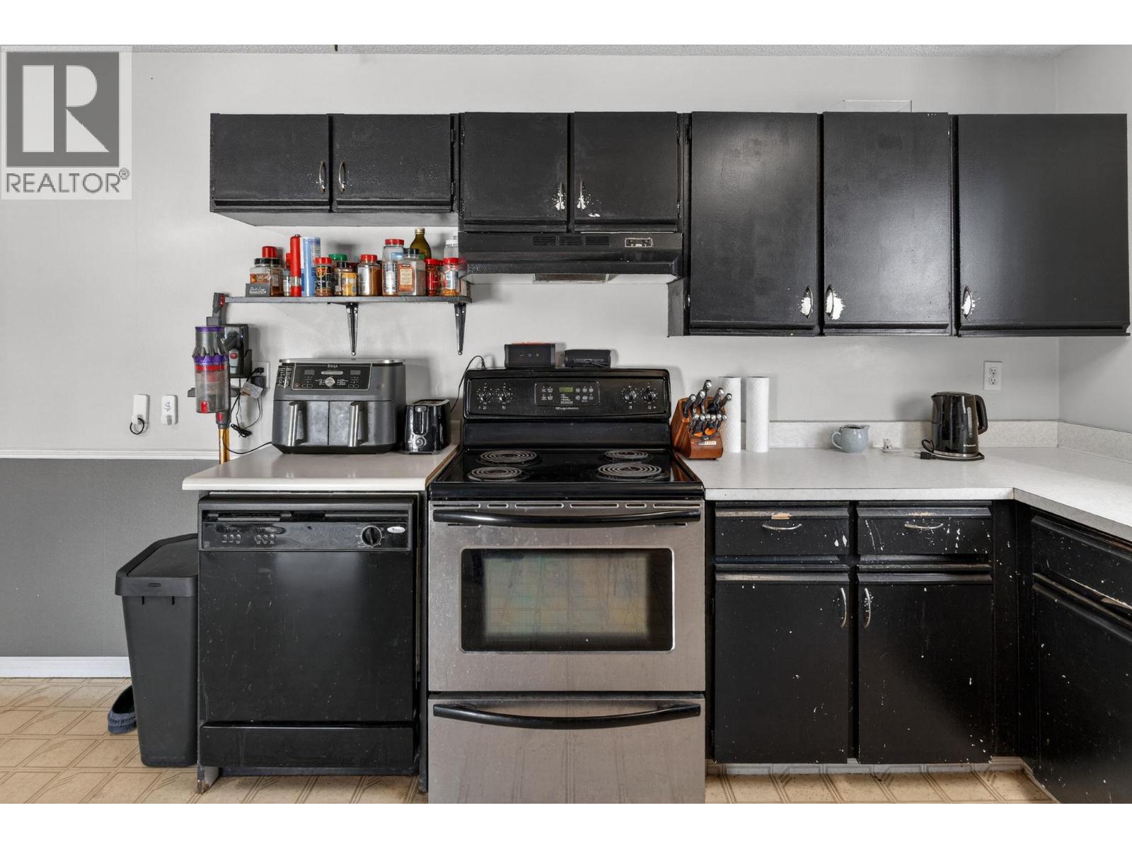  290 Pearson Road, Kelowna