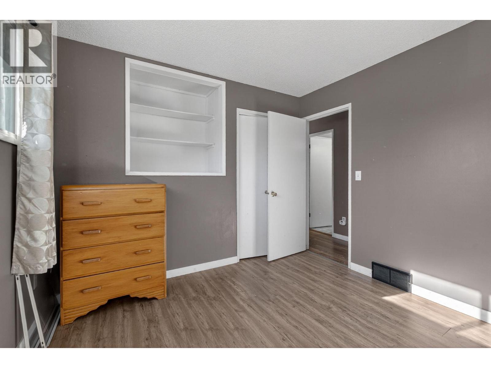  290 Pearson Road, Kelowna