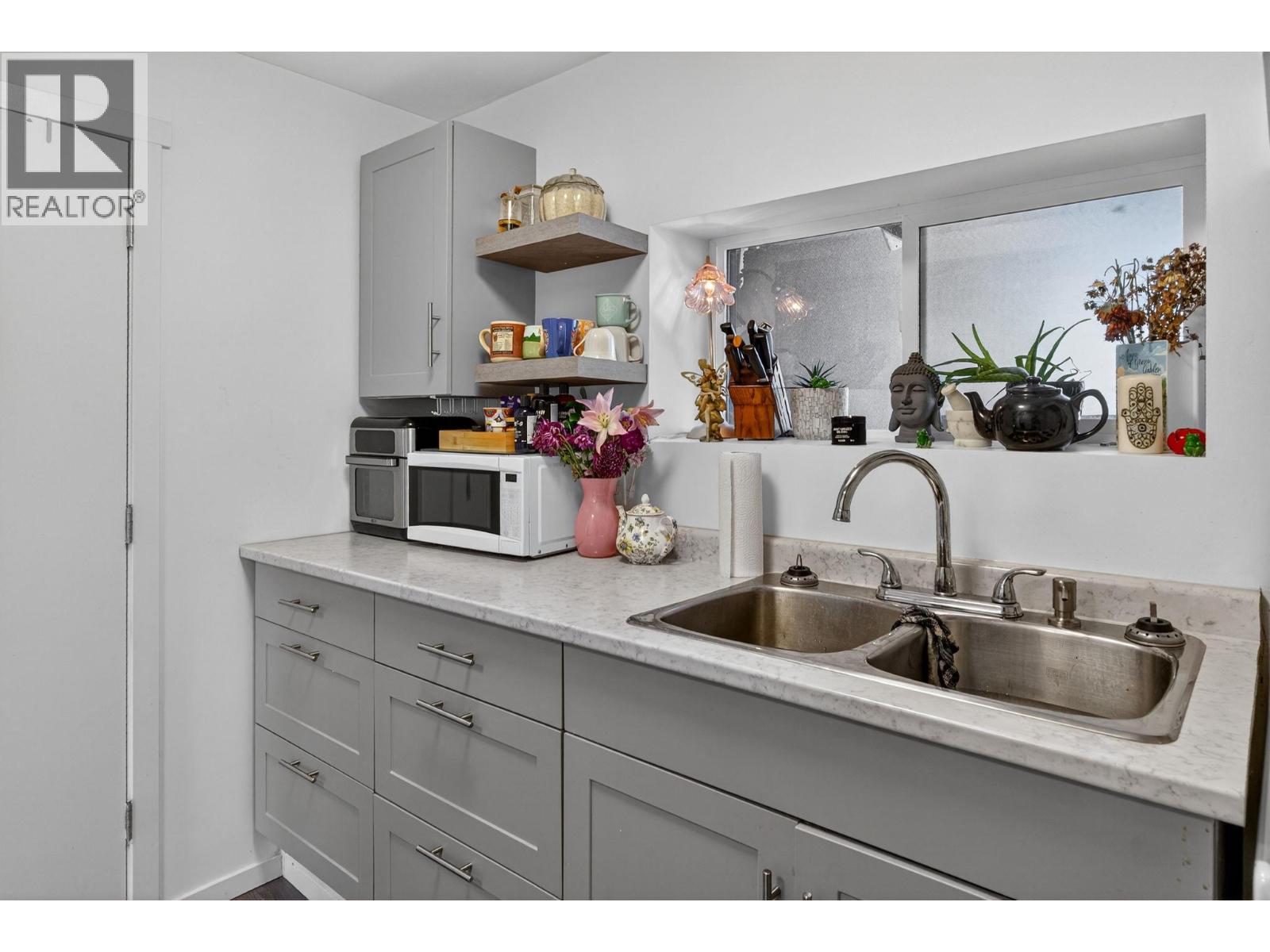  290 Pearson Road, Kelowna