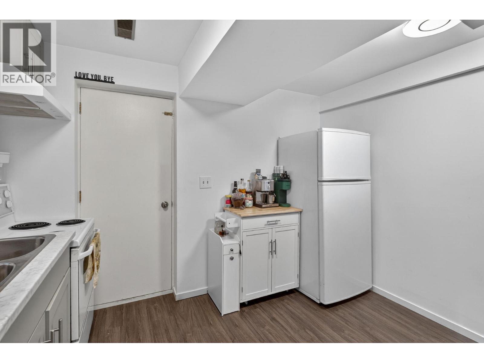  290 Pearson Road, Kelowna