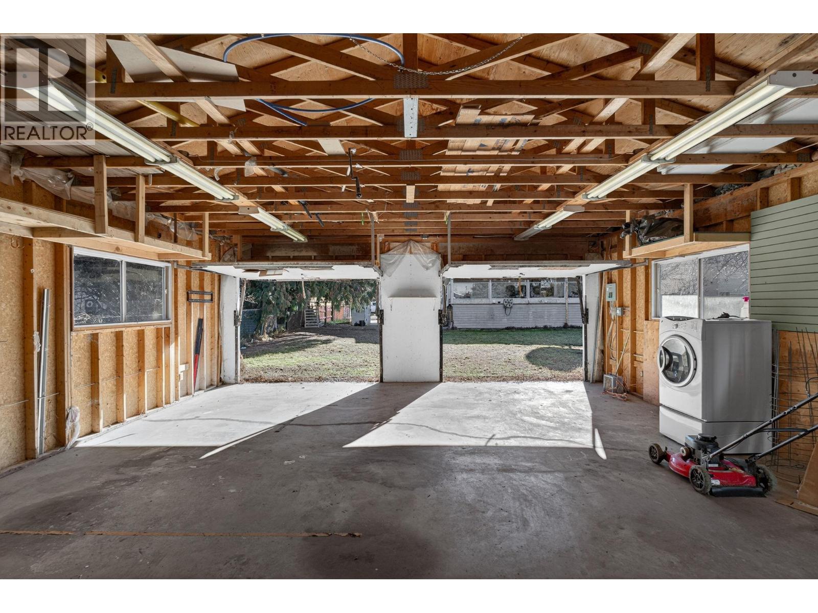  290 Pearson Road, Kelowna