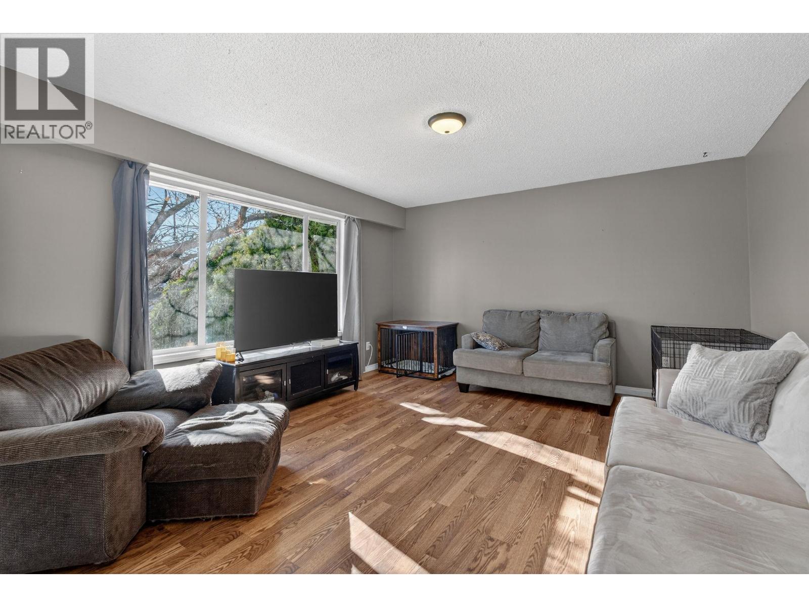  290 Pearson Road, Kelowna