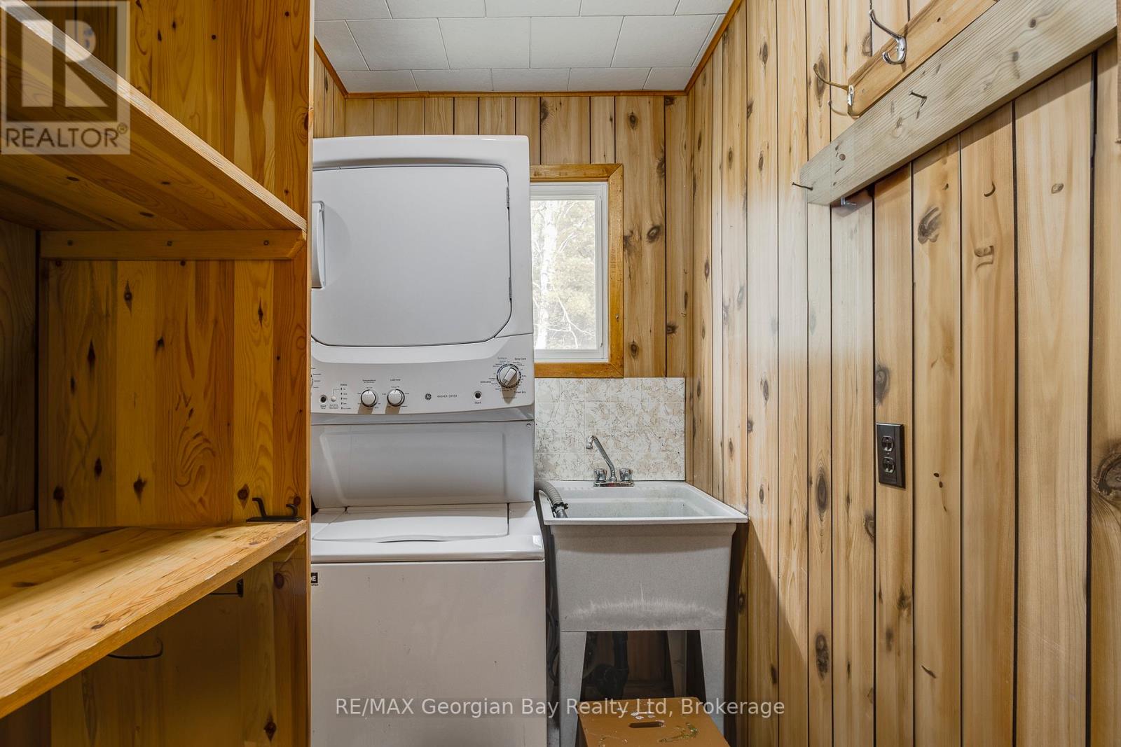 69 ALBERT AVENUE - 22