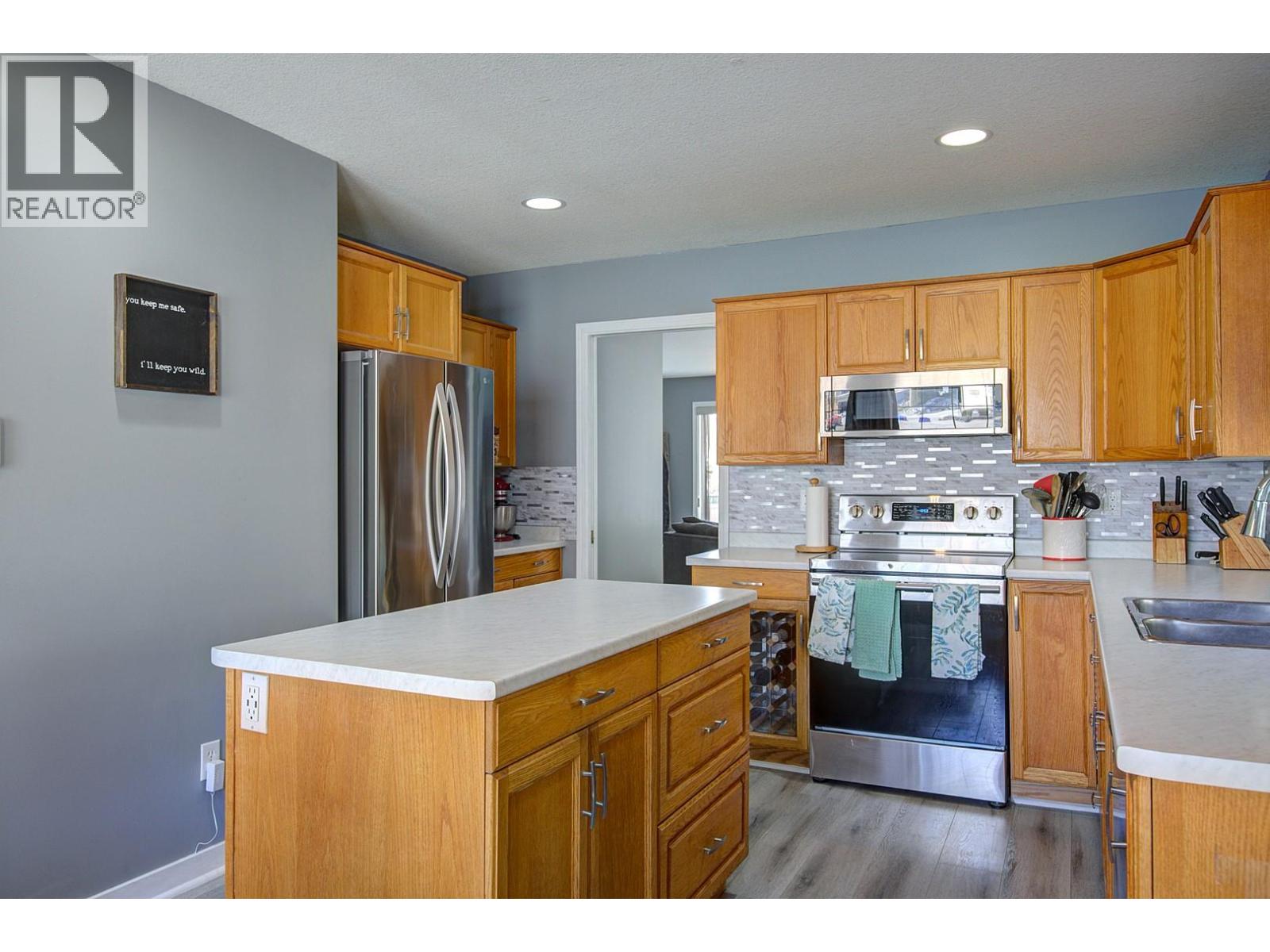 5812 Richfield Place, Vernon