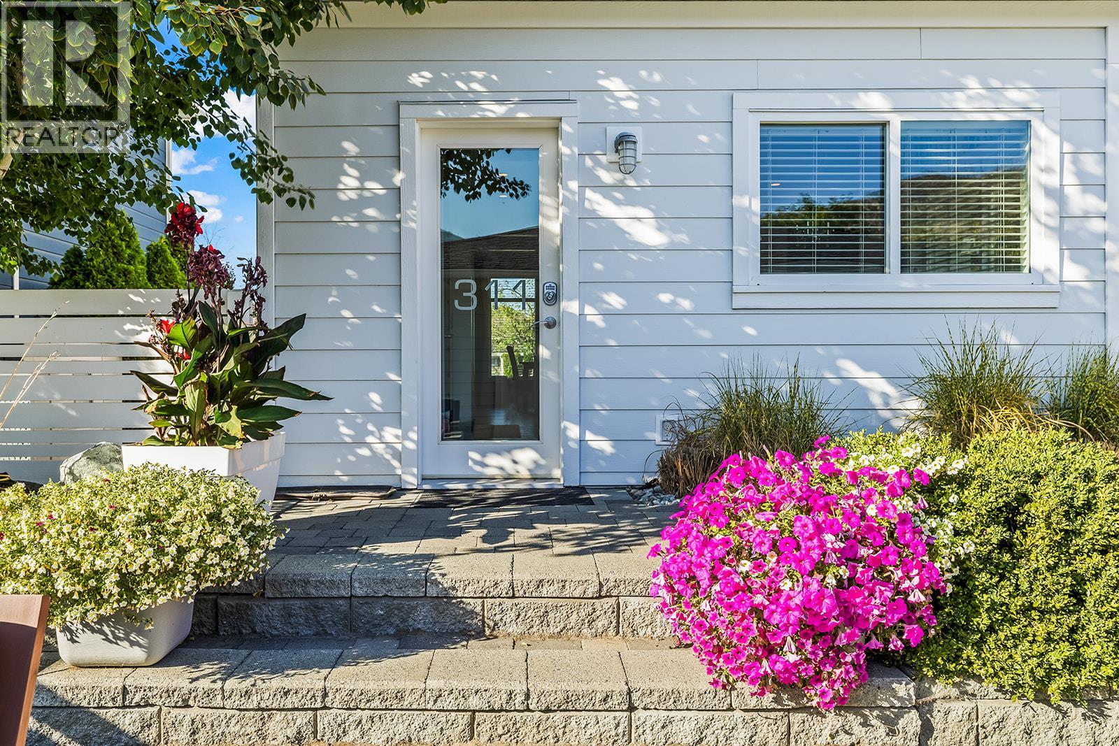  311 Providence Avenue, Kelowna