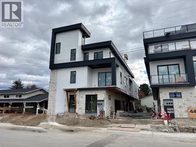 2 4495 Walker Road, Kelowna