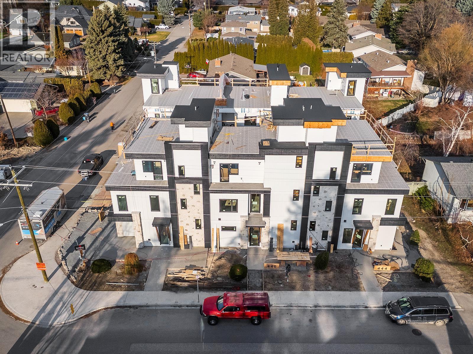 2 4495 Walker Road, Kelowna