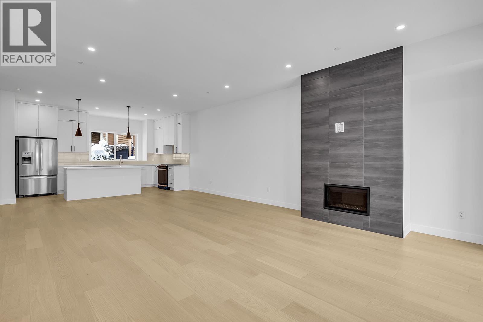 2 4495 Walker Road, Kelowna