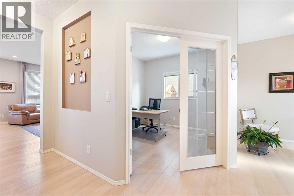 185 Auburn Glen Circle SE - Photo 4 of 50, Calgary, Alberta