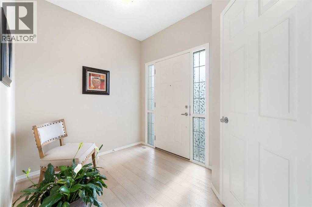 185 Auburn Glen Circle SE - Photo 3 of 50, Calgary, Alberta