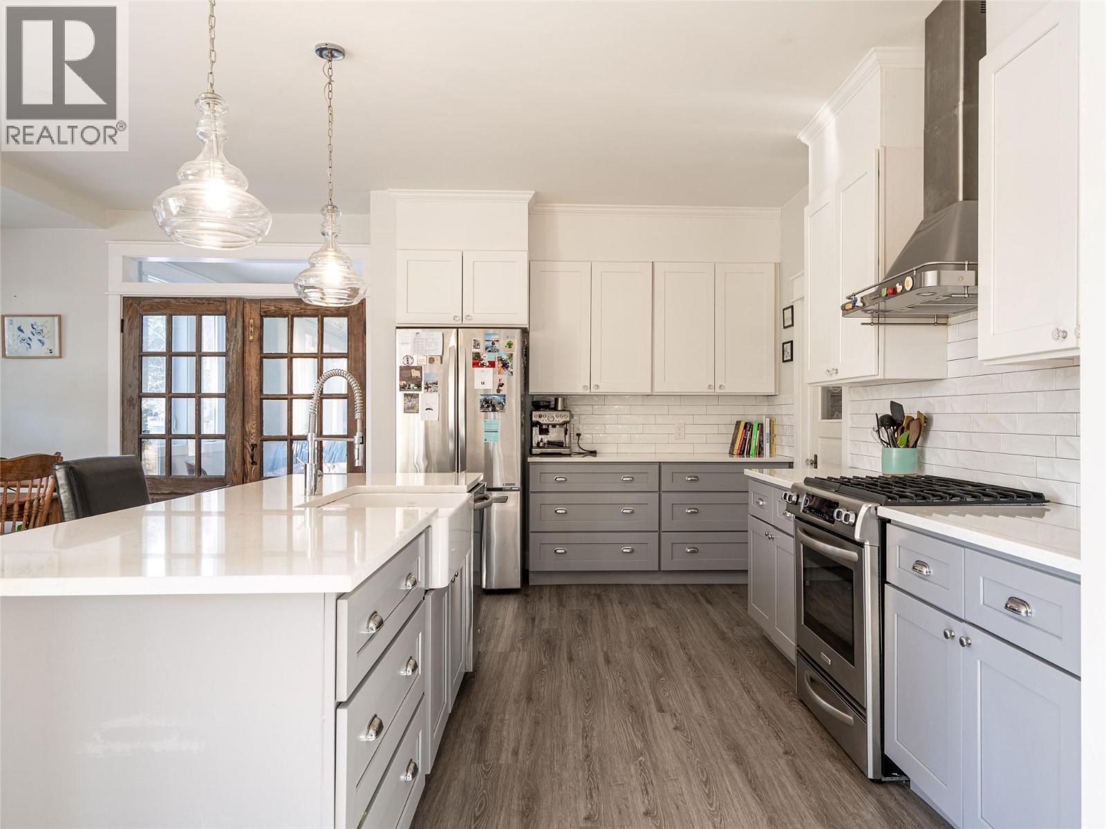 1633 Mason Road, Revelstoke