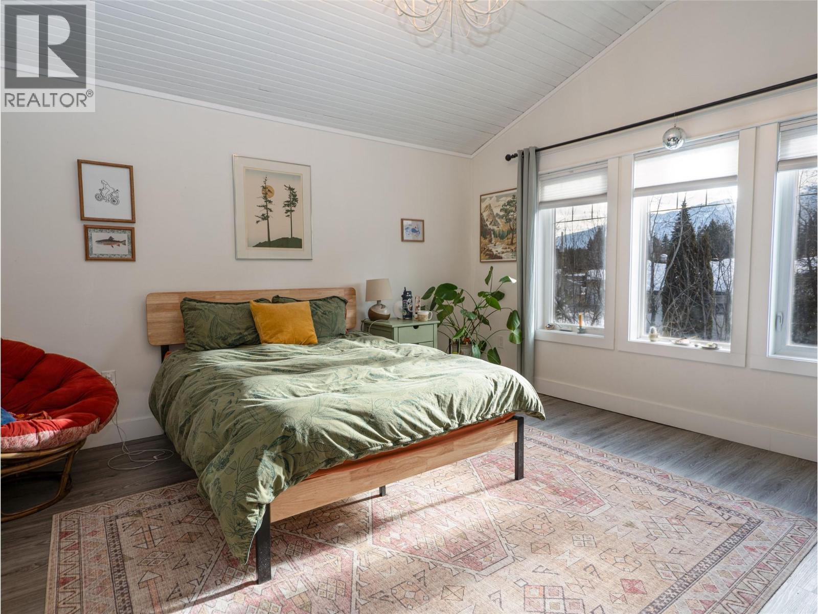 1633 Mason Road, Revelstoke