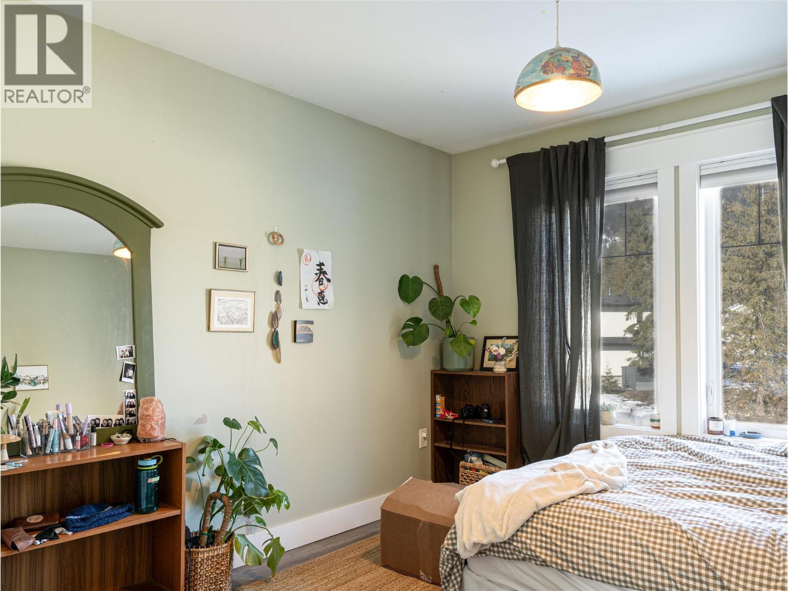 1633 Mason Road, Revelstoke