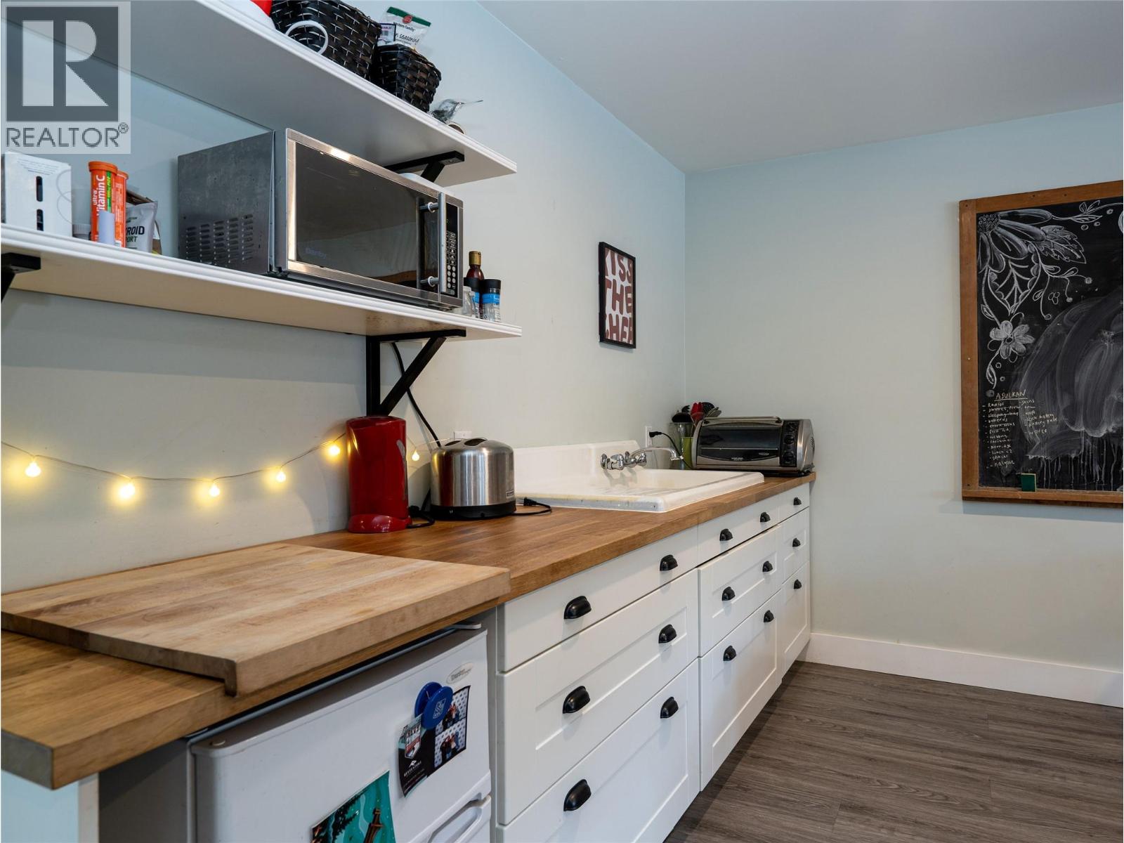 1633 Mason Road, Revelstoke