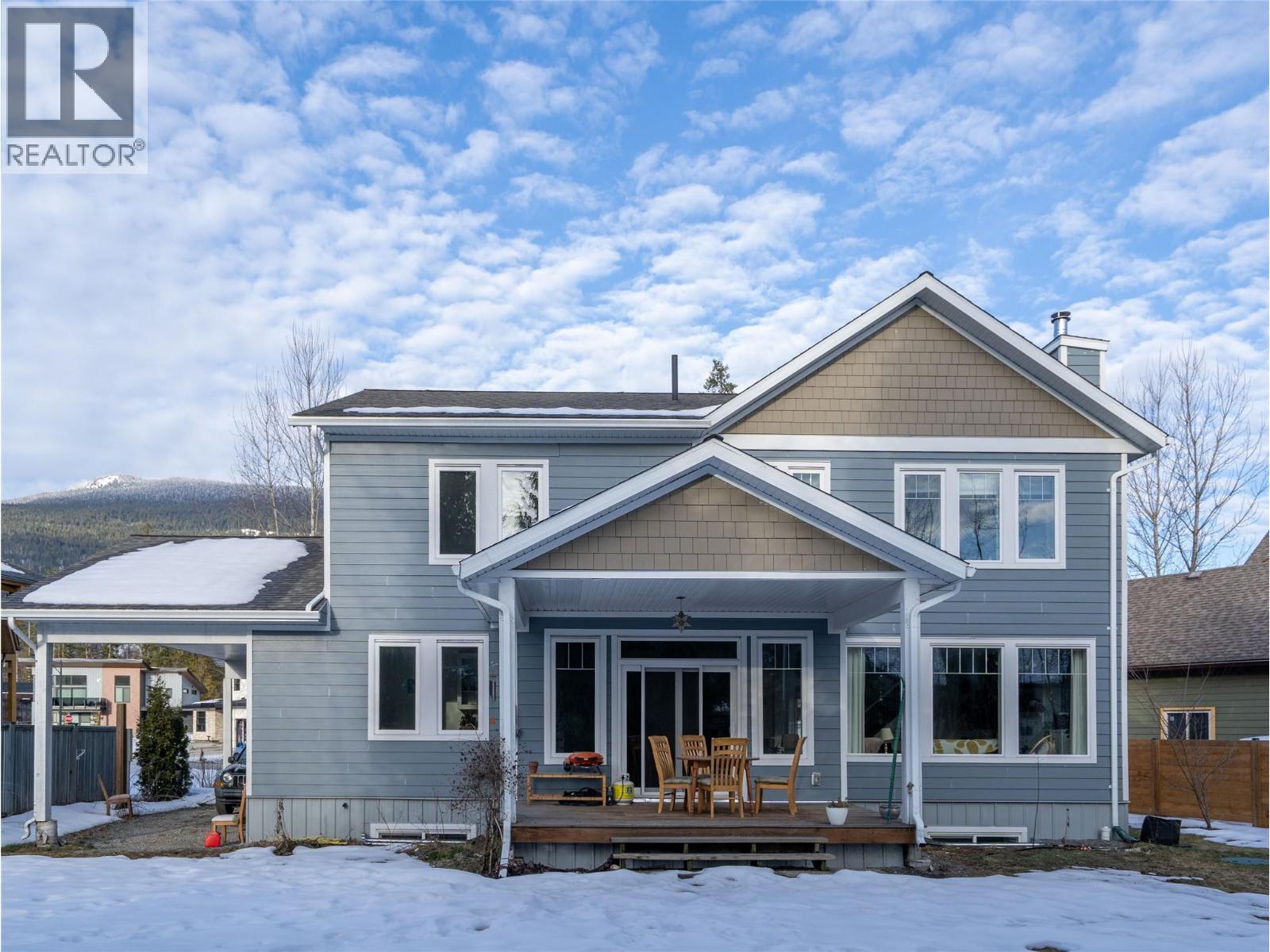 1633 Mason Road, Revelstoke