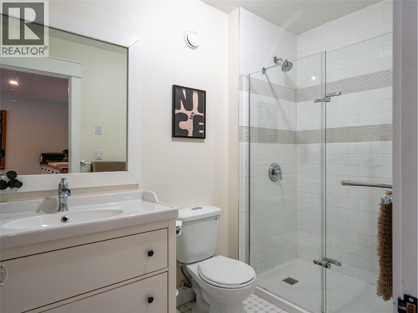 1633 Mason Road, Revelstoke