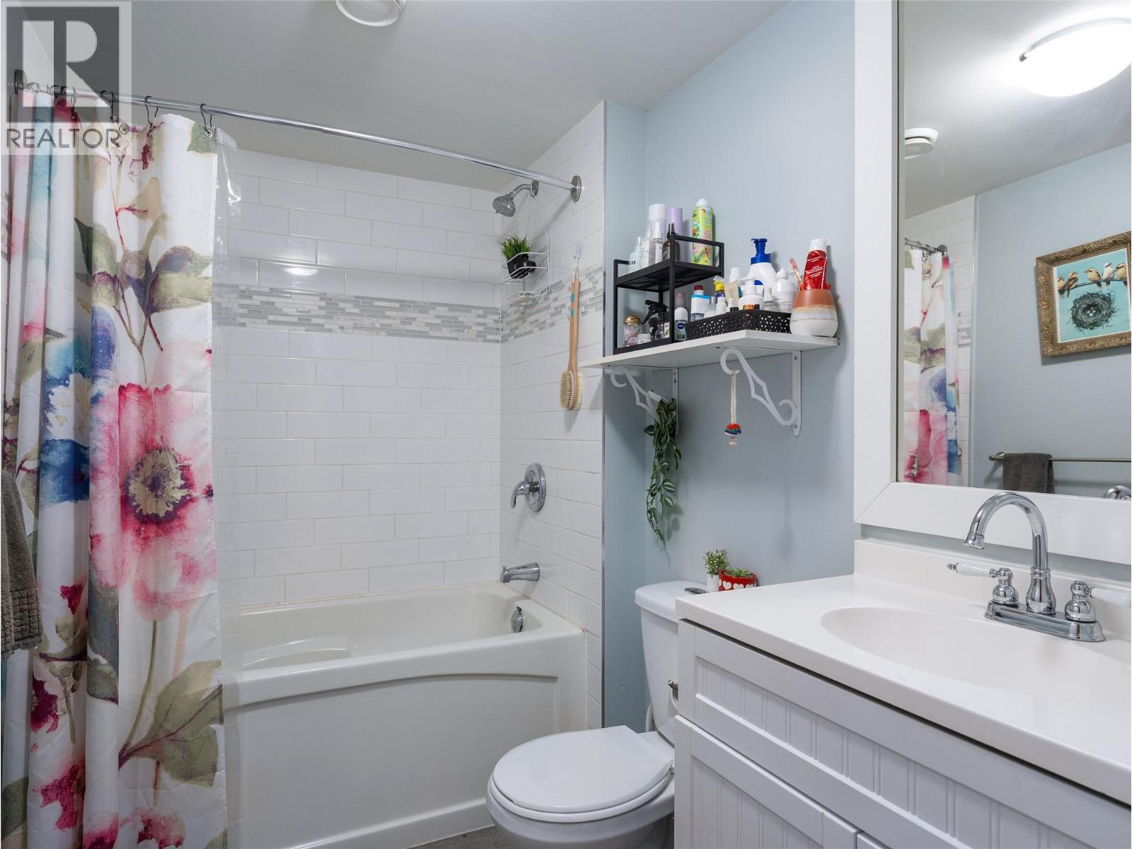 1633 Mason Road, Revelstoke