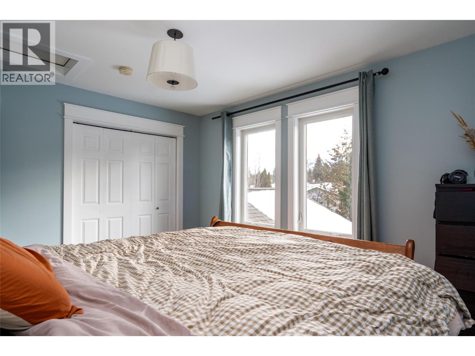 1633 Mason Road, Revelstoke