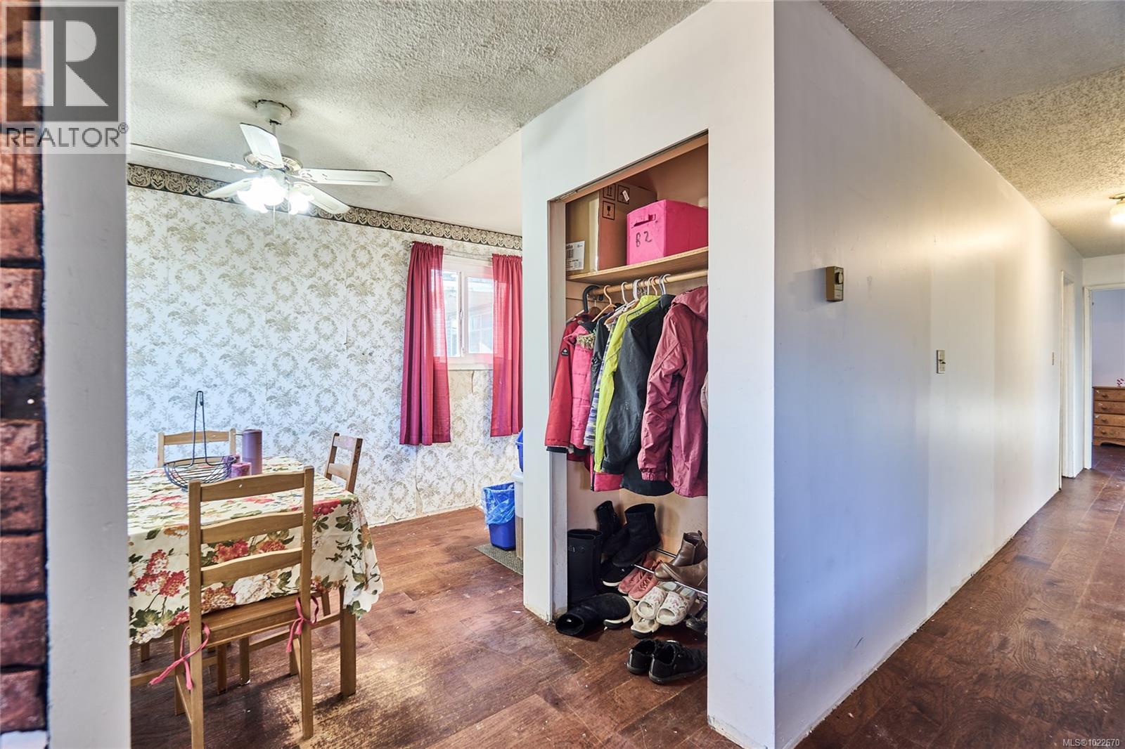 1445 Waddington Rd, Nanaimo