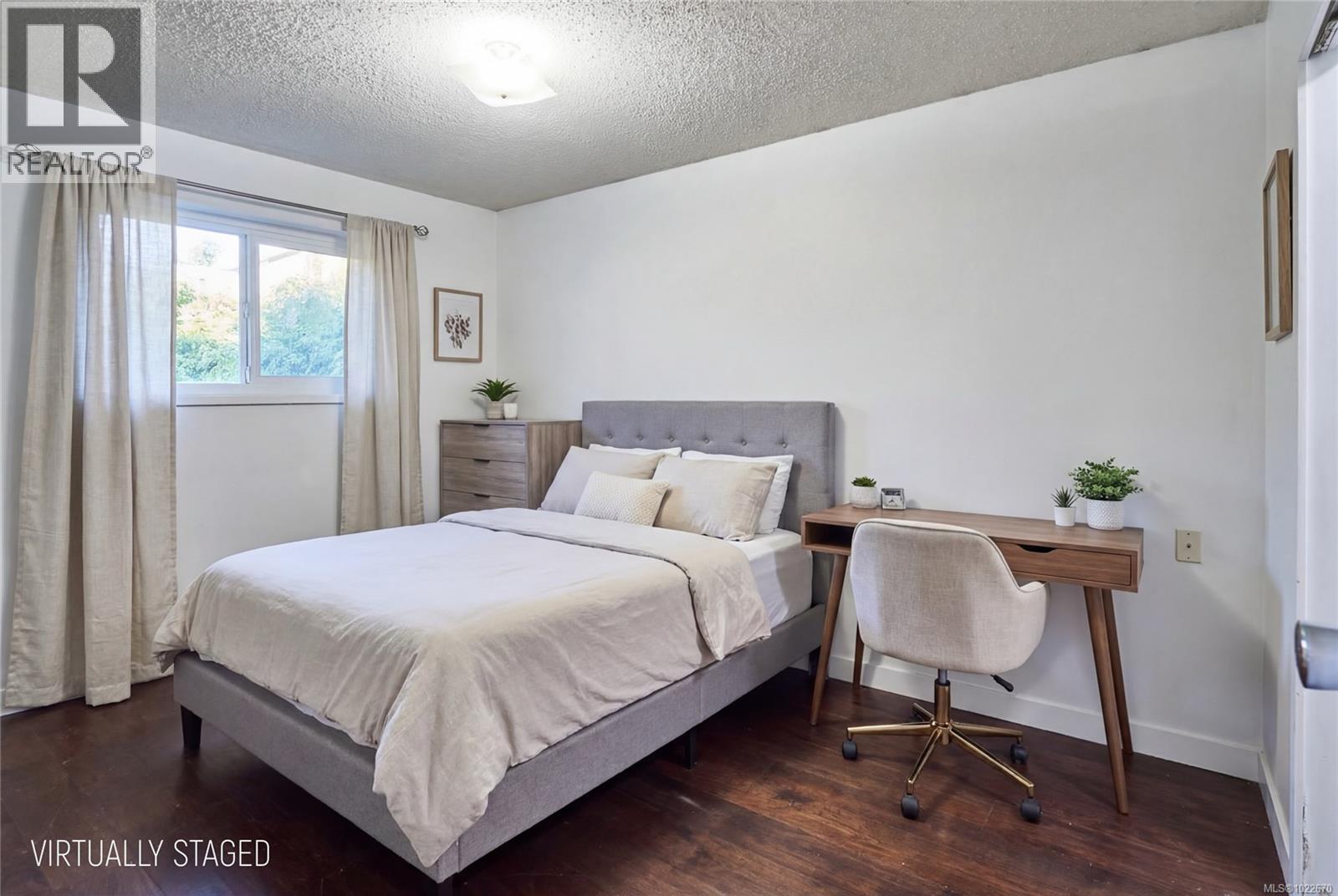 1445 Waddington Rd, Nanaimo