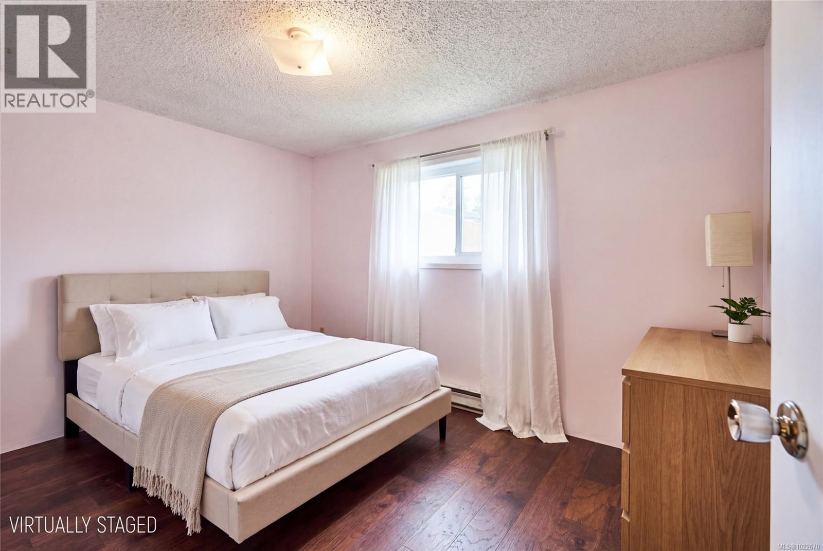 1445 Waddington Rd, Nanaimo