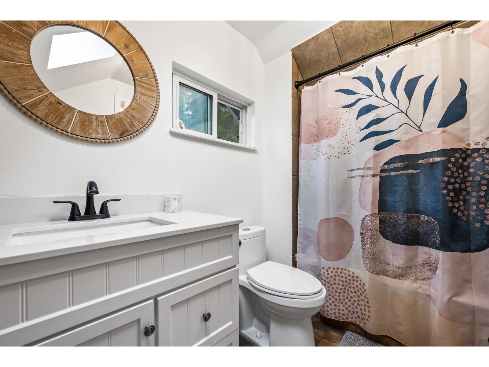 275 FIR STREET, Cultus Lake North, Cultus Lake