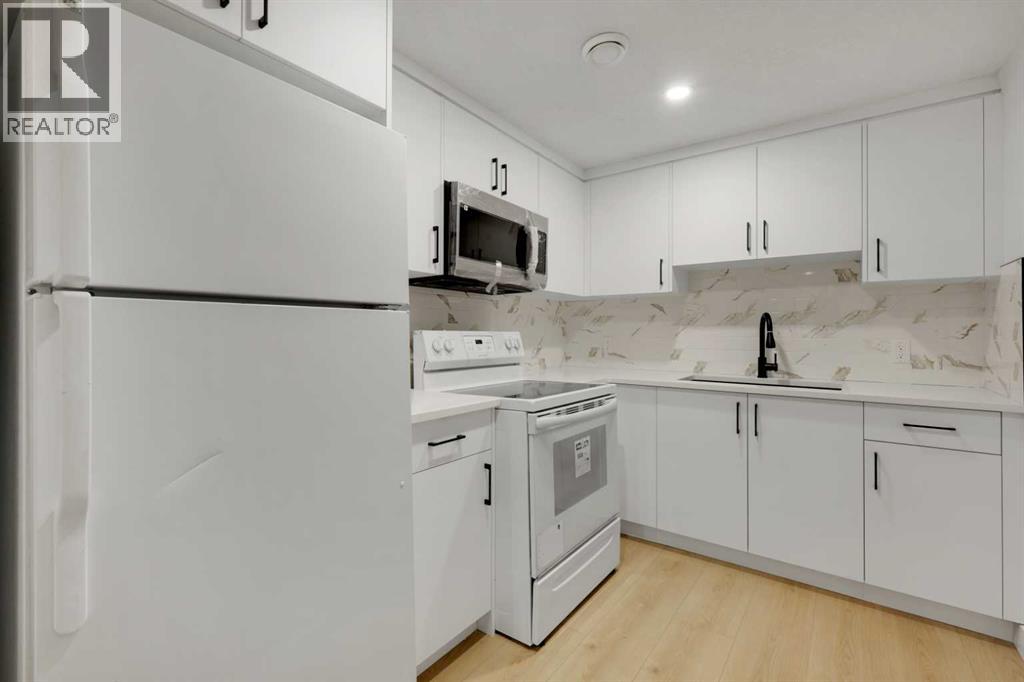 Single Family House Bungalow for Sale in  Travois Crescent NW Thorncliffe Calgary 