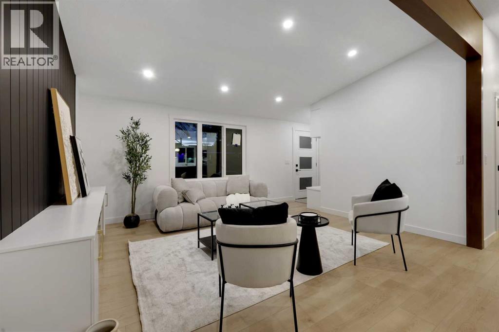 Single Family House Bungalow for Sale in  Travois Crescent NW Thorncliffe Calgary 