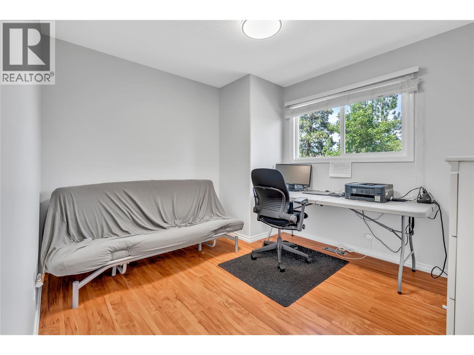 8704 Kuroda Place, Summerland